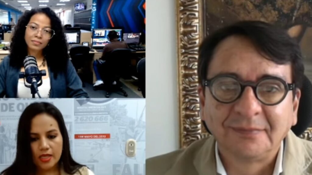 Francis Romero El sentimiento positivo de los ecuatorianos supera al negativo previo a la consulta popular.