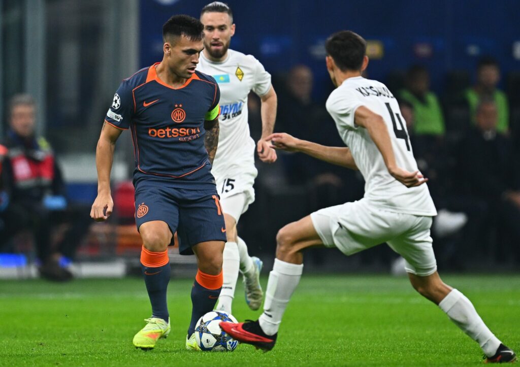 Inter de Milán camina firme hacia octavos de final tras victoria ante Kairat Almaty