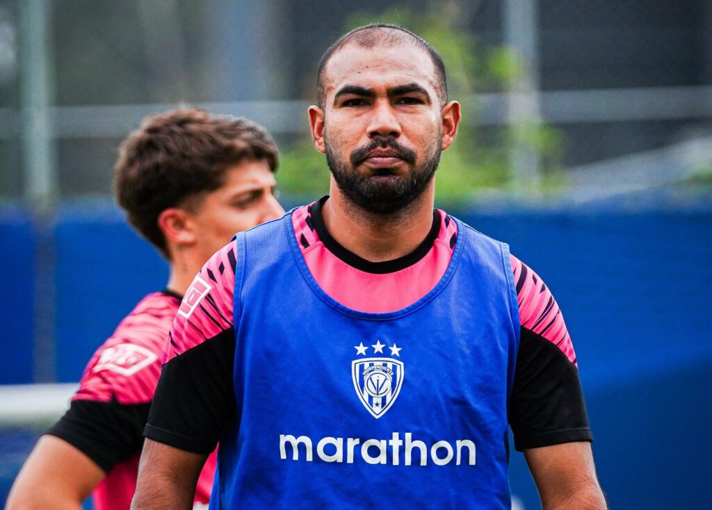 Junior Sornoza sufre lesión muscular y queda fuera del cierre de la LigaPro 2025