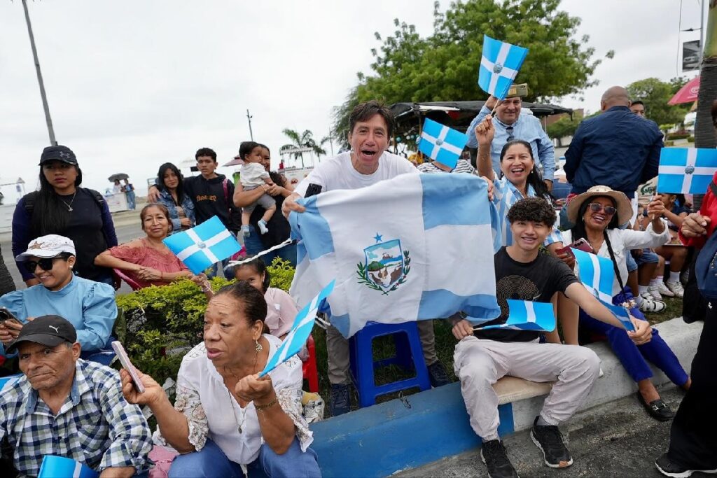 La ciudad de Manta, en Manabí, celebró este martes 4 de noviembre de 2025 sus 103 años de cantonización.