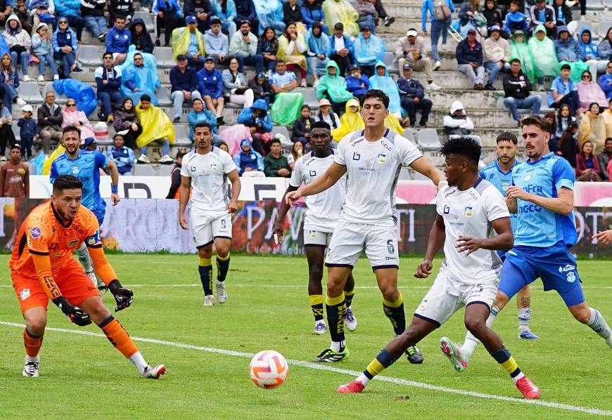 Macará goleó 3-0 a Delfín SC este domingo 23 de noviembre en el estadio Bellavista, con goles de Nahuel Arena (40’), José Marrufo (46’) y Gastón Blanc.