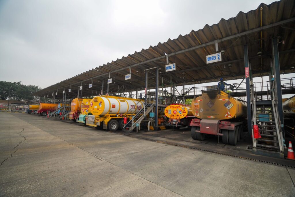 Petroecuador automatiza el despacho de combustibles en Terminal Pascuales.