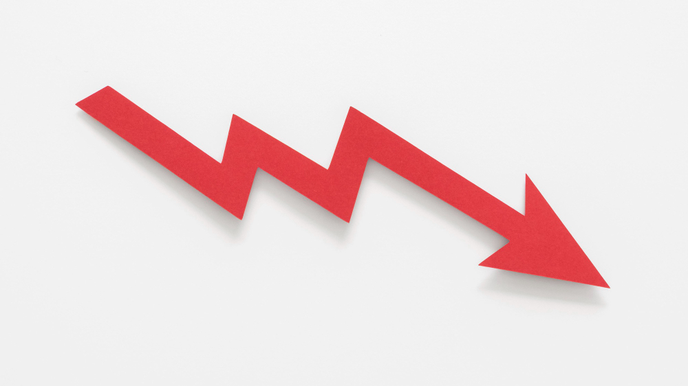 Tasa de desempleo en Ecuador bajó a 3,2% en octubre de 2025.