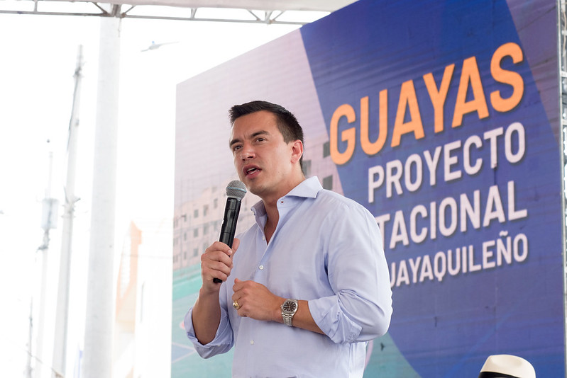 Daniel Noboa anuncia financiamiento del BID por $250 millones para compra de medicamentos en Ecuador.
