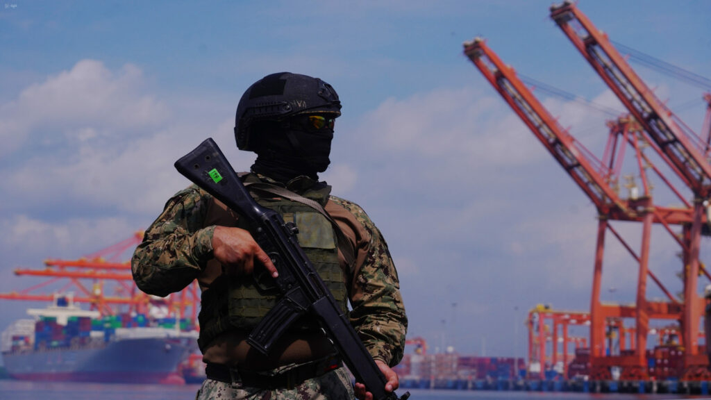 Ecuador establece alianza estratégica con la ONU para blindar los puertos contra el narcotráfico internacional. (API)