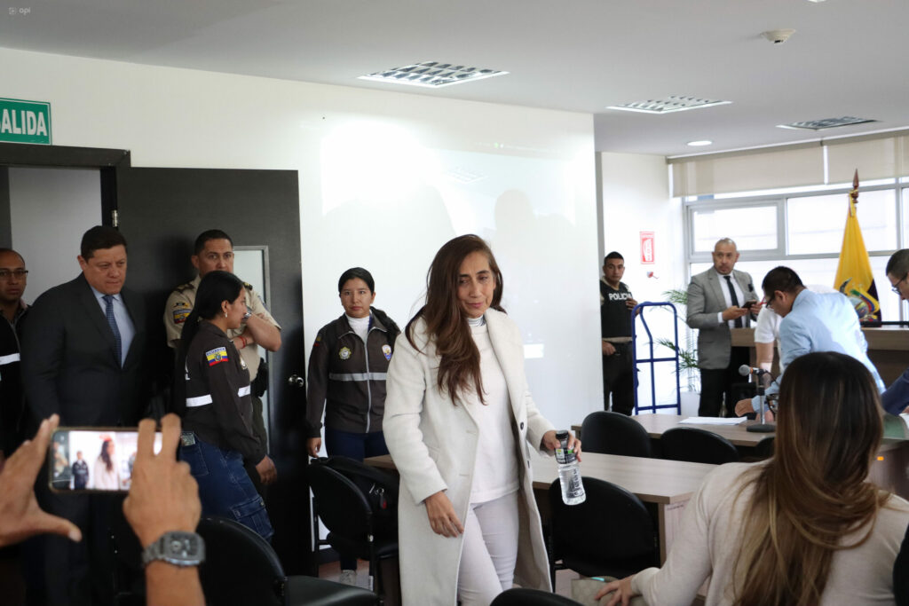 Audiencia de formulación de cargos por difusión de información reservada en contra de Ex Comandante Tannya Varela, Lus Erazo y Rodney Rengel, en la Corte Provincial de Justicia de Pichincha. Abogado Stalin Raza Fotos :API /Rolando Enríquez