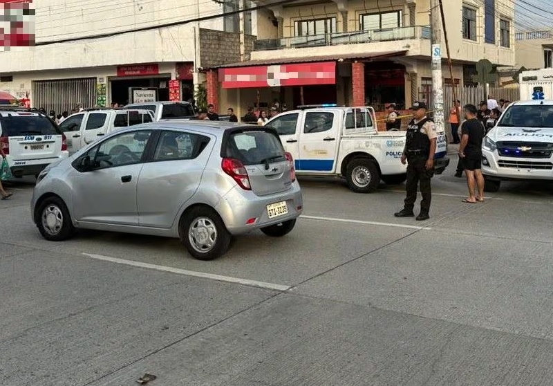Clubes del fútbol ecuatoriano, la Federación Ecuatoriana de Fútbol (FEF) y diversos medios de comunicación expresaron sus condolencias por el asesinato del futbolista Mario Pineida.