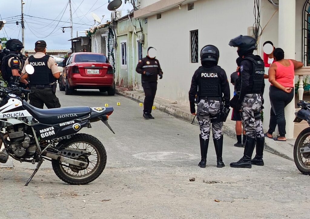 Cuatro muertes violentas se registraron en menos de 24 horas en el Distrito Manta, marcando un inicio violento de diciembre, último mes del año.