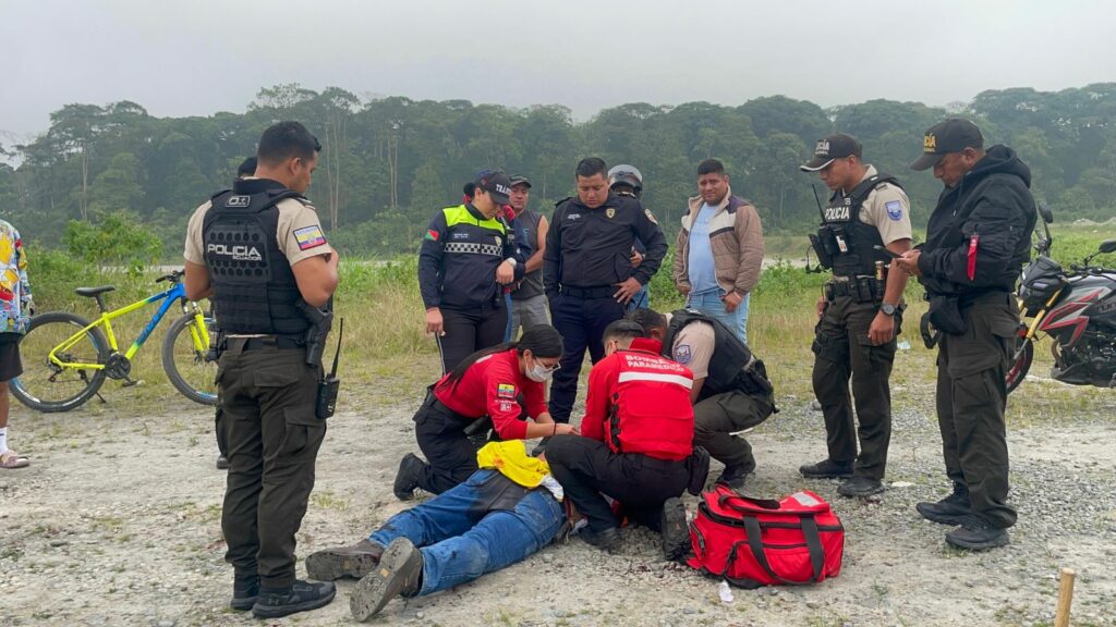 Dirigente sindical es apuñalado durante asalto en Santo Domingo