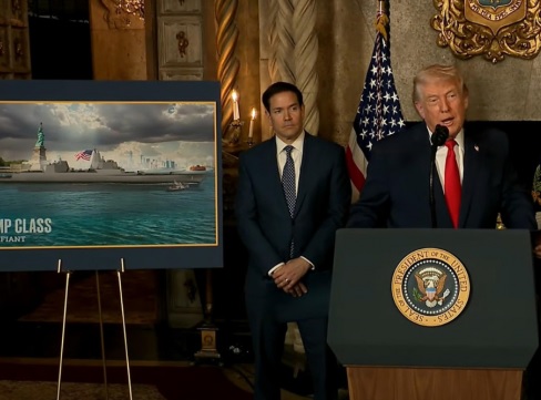 Donald Trump, presidente de Estados Unidos, anunció un ambicioso plan para renovar la flota naval del país.