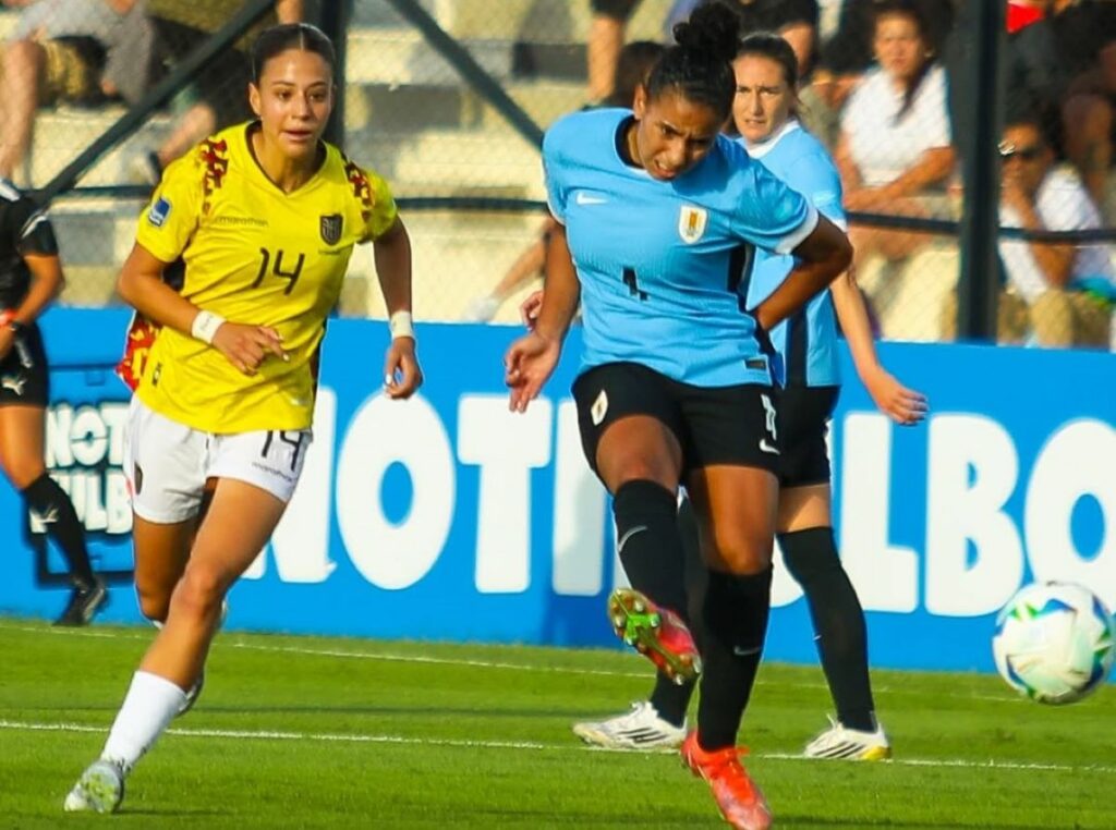 Ecuador le sacó un punto a Uruguay al igualar sin goles en Montevideo.
