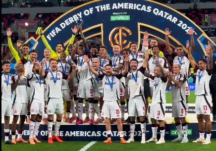 Flamengo con Gonzalo Plata vencieron a Cruz Azul y avanzaron a la semifinal.