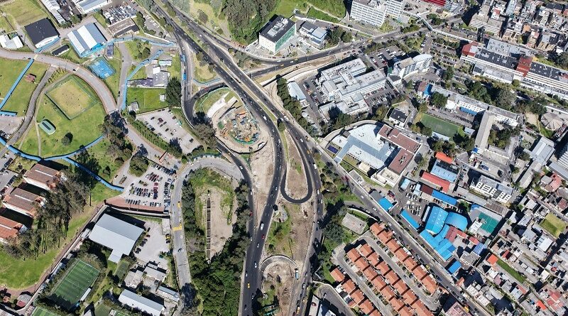 Intercambiador Mariana de Jesús en Quito