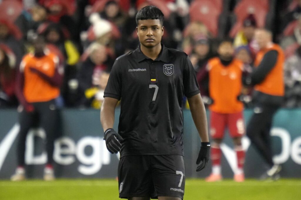 Jeremy Arévalo, más cerca de Francia, Stuttgart se aleja y Estrasburgo toma ventaja