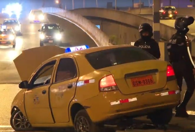 La Policía Nacional capturó a tres hombres y liberó a una mujer, víctima de un secuestro exprés la noche del lunes 15 de diciembre