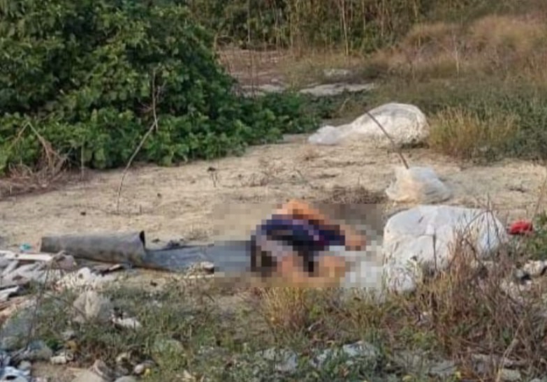 La Policía investiga un presunto homicidio tras el descubrimiento de cadáver en la vía al sitio Los Corrales, del cantón Montecristi, en Manabí.