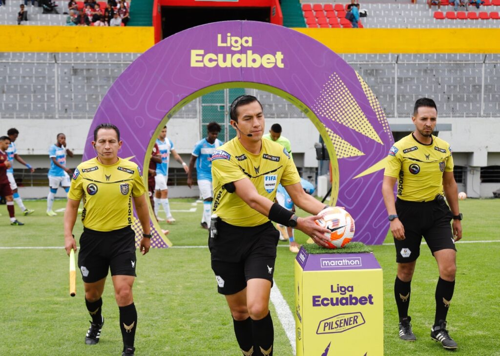 LigaPro 2026: estas son las alternativas que se debaten para redefinir el campeonato ecuatoriano