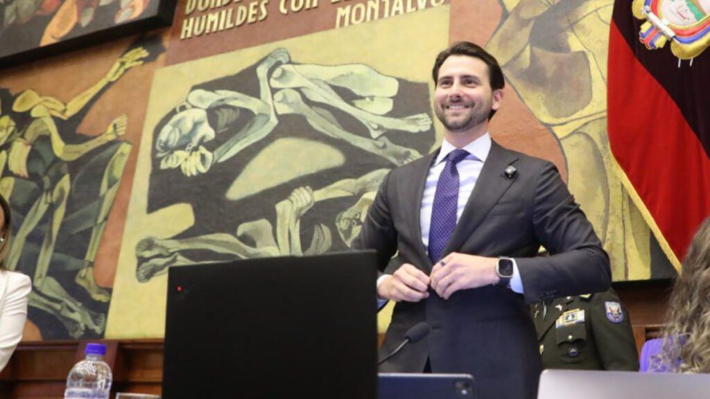 Niels Olsen, presidente de la Asamblea, convoca a Mario Godoy, titular del Consejo de la Judicatura, al pleno legislativo.