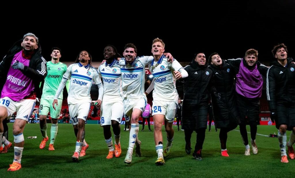 Racing Strasbourg clasifica a octavos con Kendry Páez de titular.