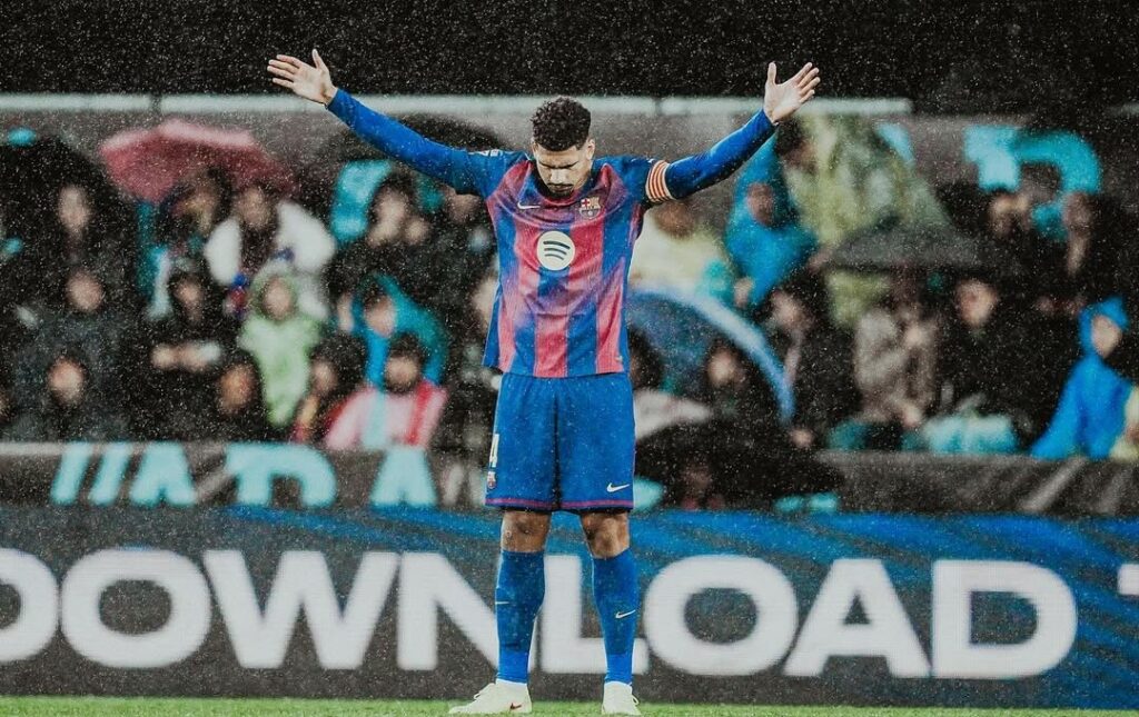 Ronald Araujo viaja a Israel por motivos de salud mental con permiso del FC Barcelona