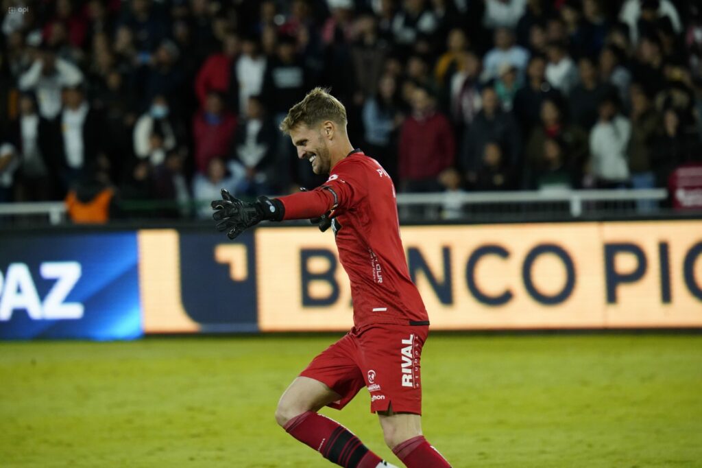 Todo apunta a que Javier Burrai llegará al Guayaquil City para ser parte del proyecto 2026