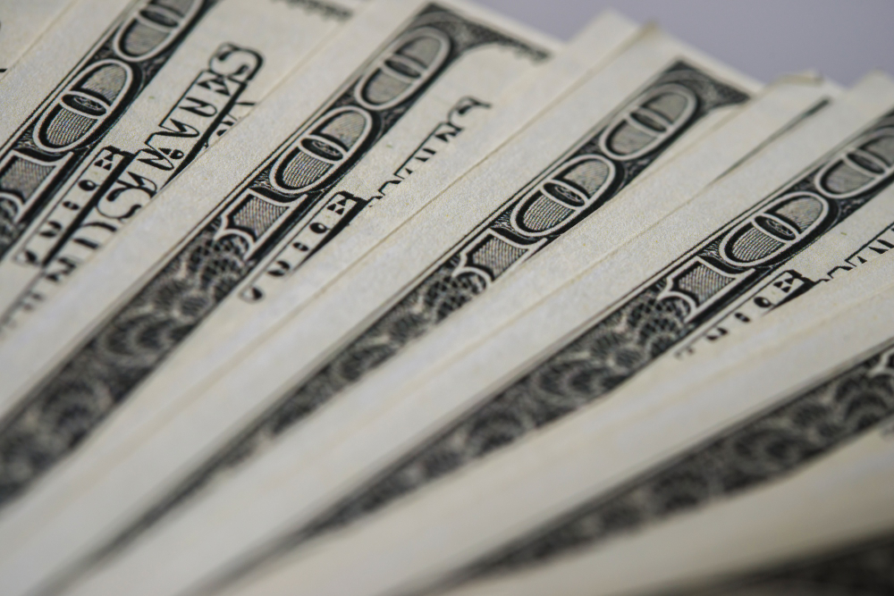 Crédito del FLAR a Ecuador: USD 500 millones fortalecen la liquidez externa.