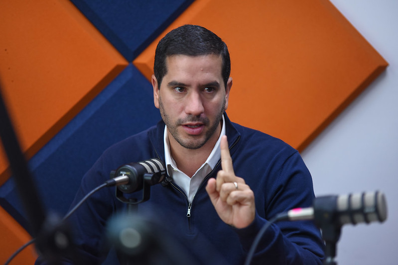 Ejecución de obra pública en Ecuador llega al 72% en 2025.