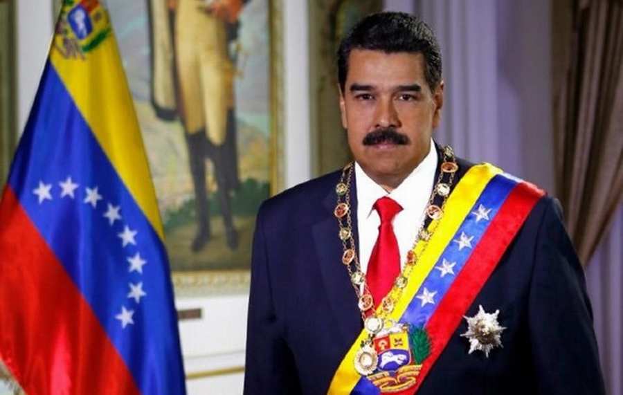 Nicolás Maduro denuncia bloqueo de buques petroleros y alerta sobre amenazas a la paz regional.