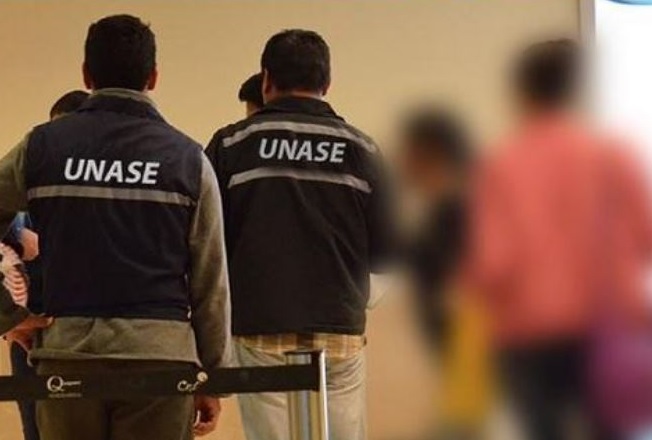 Agentes de la Policía Nacional rescataron a un adulto mayor secuestrado con fines extorsivos en la provincia de Esmeraldas.