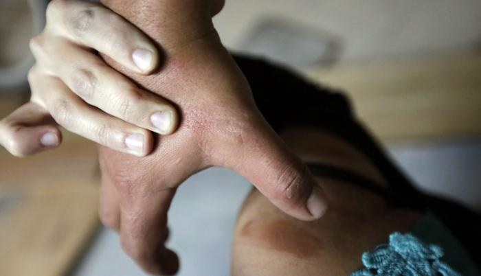 Aprehendido por presunta agresión a su conviviente embarazada en Santo Domingo