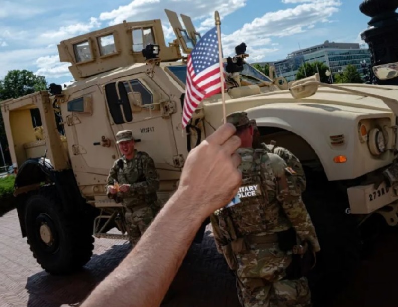 Donald Trump, presidente de Estados Unidos, advirtió a las autoridades iraníes que enfrentarán severas consecuencias si matan a manifestantes