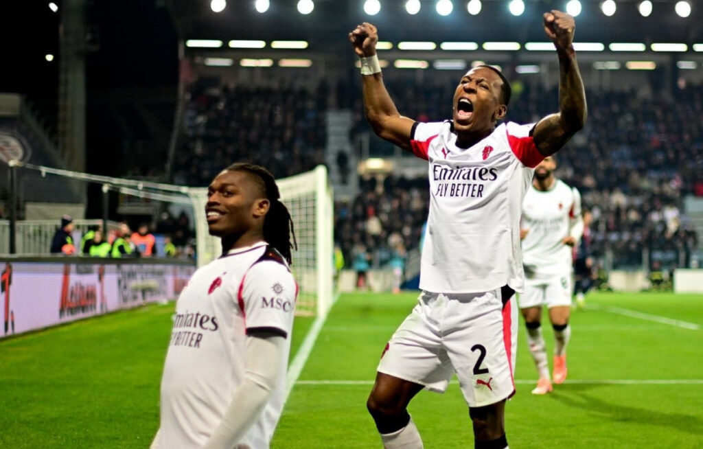 El AC Milan venció 0-1 a Cagliari con Pervis Estupiñán de titular.