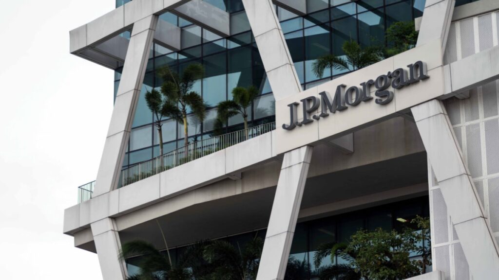 El riesgo país de Ecuador se desploma a mínimos históricos de la última década al iniciar 2026. (J.P. Morgan)