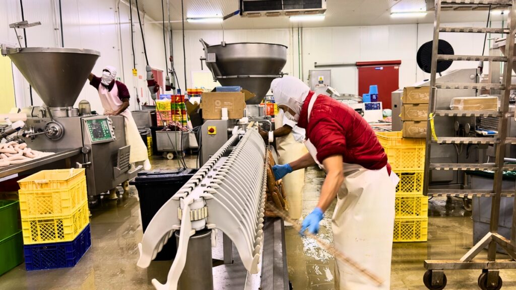 Estos sectores productivos contribuyen mayoritariamente a la generación de empleo en Ecuador. (Ministerio de Trabajo)