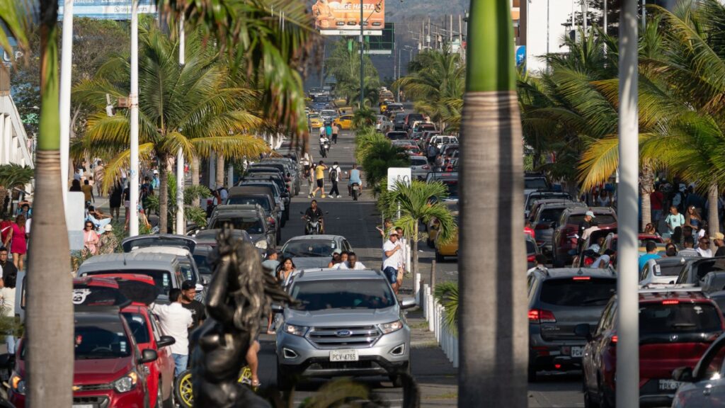 Estos son los feriados más largos de Ecuador en 2026, conoce las fechas de los días con descansos obligatorios. (API)