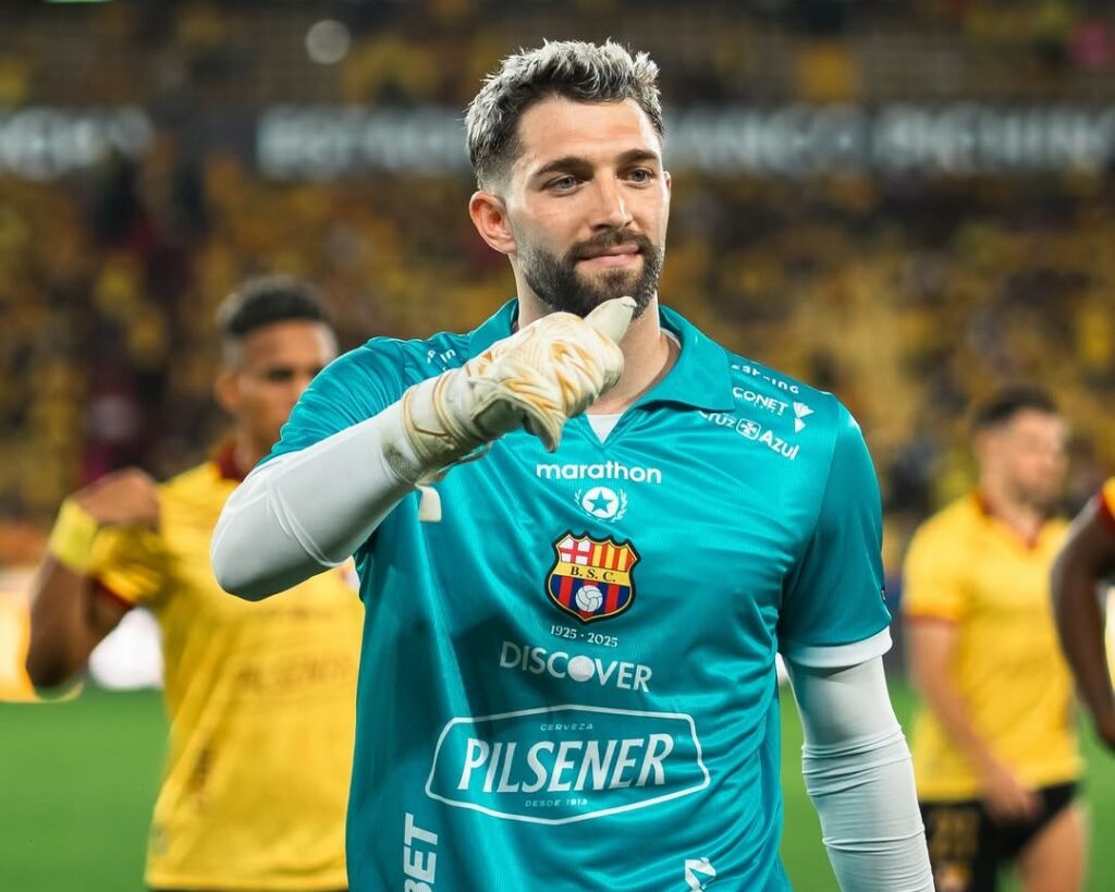 Ignacio De Arruabarrena acuerdan la rescisión de su contrato de mutuo acuerdo