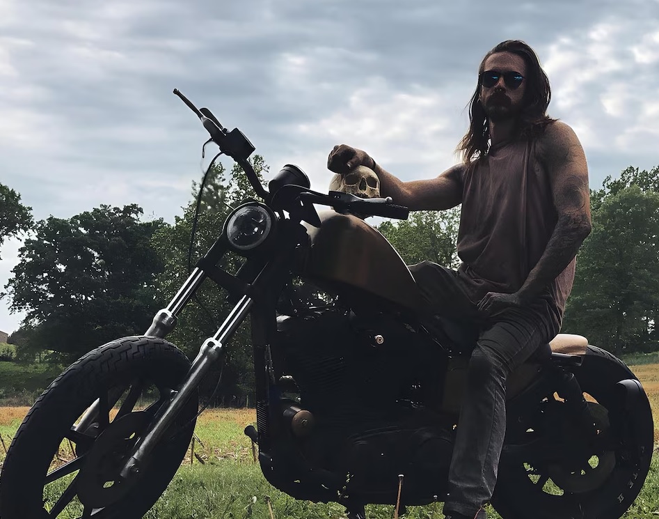 La policía de Pensilvania, en Estados Unidos, arrestó a Jonathan Christ, de 34 años, por profanar tumbas y robar más de 100 cráneos y restos humanos.