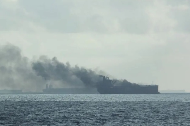 Un petrolero con bandera de Palau y vinculado a intereses rusos resultó atacado por un dron en el Mar Negro.