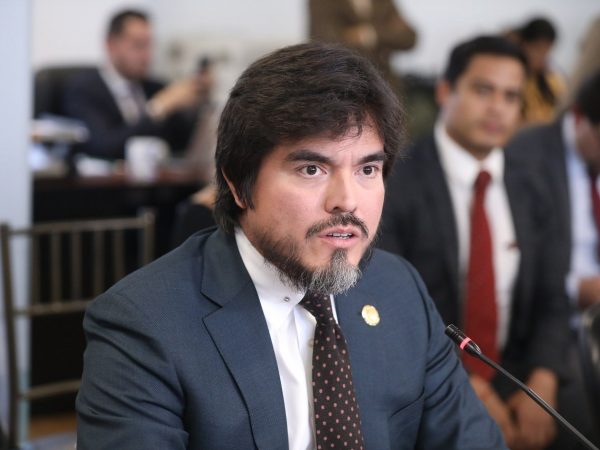 De la Gasca promete diálogo transparente con la nueva Asamblea Nacional 