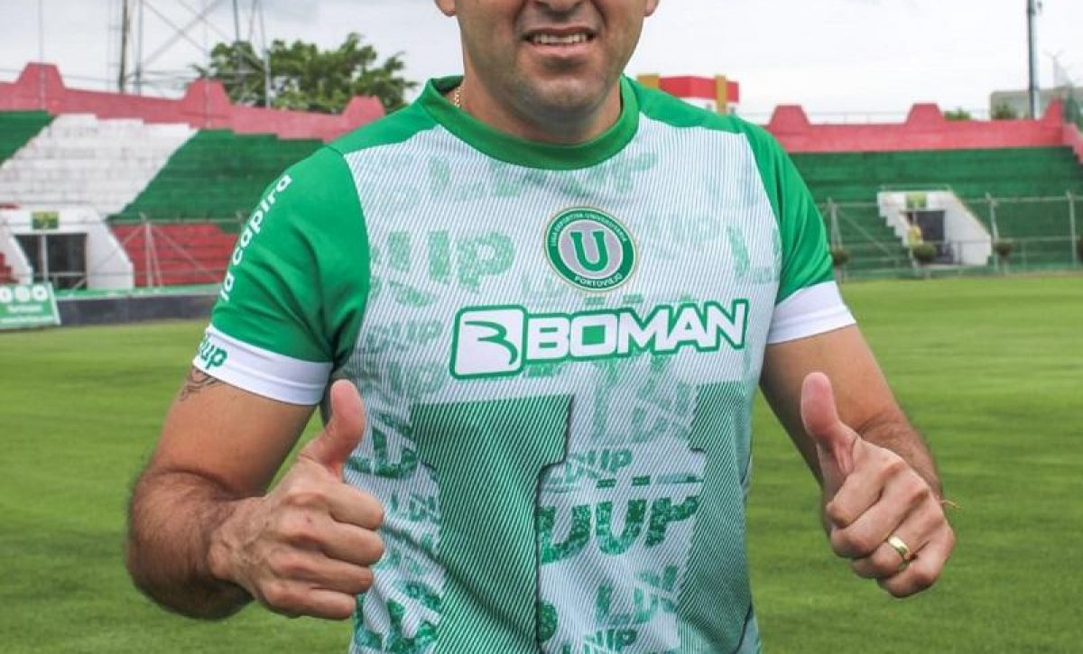 20210307015629_hugo-va-lez-el-capita-n-va-por-la-t