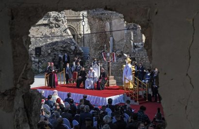 20210307101206_francisco-invita-a-no-caer-en-la-ve