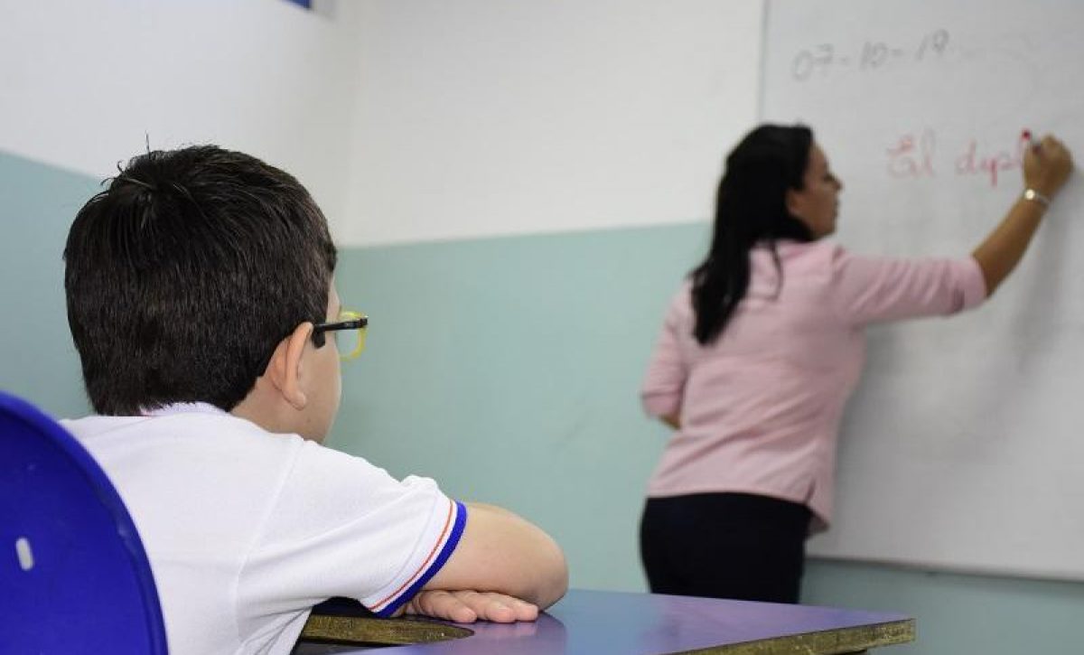 20210307114615_esperan-vacuna-para-los-docentes