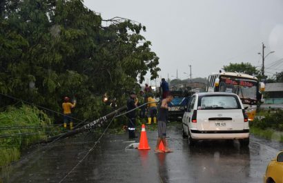 20210310052250_fuertes-lluvias-afectan-a-varios-ca