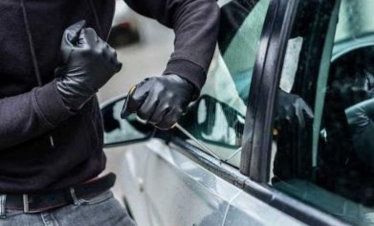 20210310084739_portoviejo-abandonan-en-el-sector-l