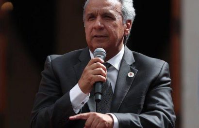 20210310090136_presidente-de-ecuador-ofrece-vacuna