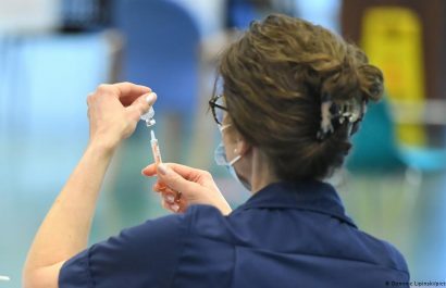 20210312041847_estados-unidos-supera-las-100-millo