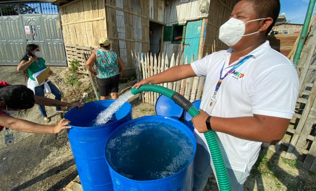 20210312094736_reparten-agua-en-tanqueros-de-maner