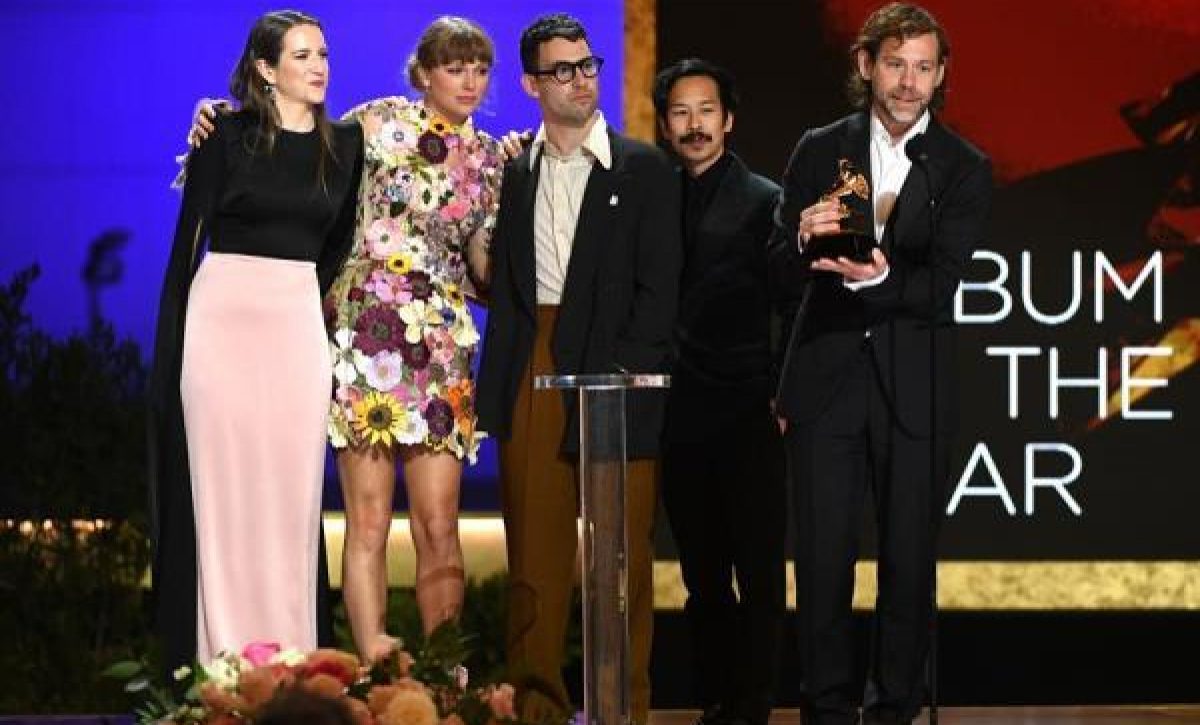 20210315083334_folklore-de-taylor-swift-a-lbum-del 20210315083334_folklore-de-taylor-swift-a-lbum-del