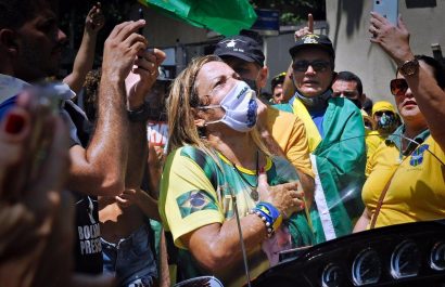 20210316070801_brasil-lamenta-ma-s-de-2-800-fallec