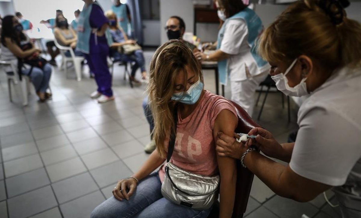 20210316083315_argentina-supera-los-dos-millones-d 20210316083315_argentina-supera-los-dos-millones-d